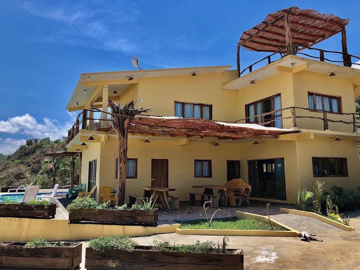 Casa Obe Hotel Yolina Exterior photo